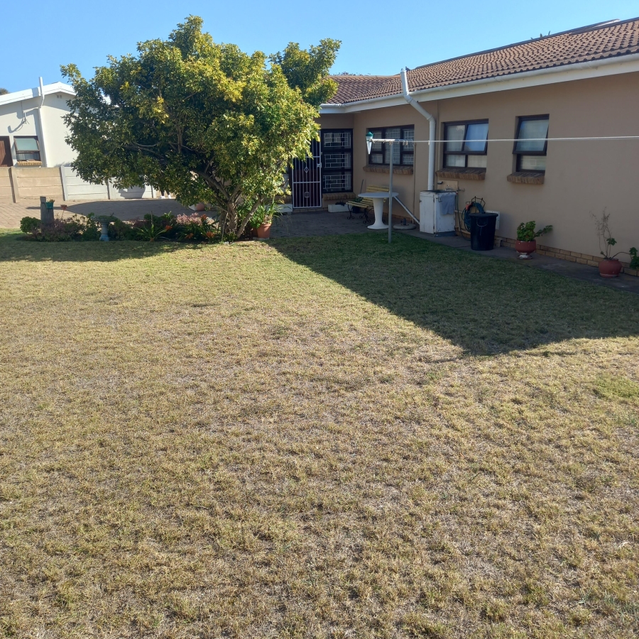 3 Bedroom Property for Sale in Bayview Western Cape
